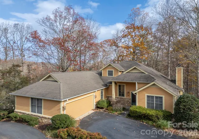 5th image of 21 Wild Flower Holw, Hendersonville, NC 28739 | MLS# 4321049