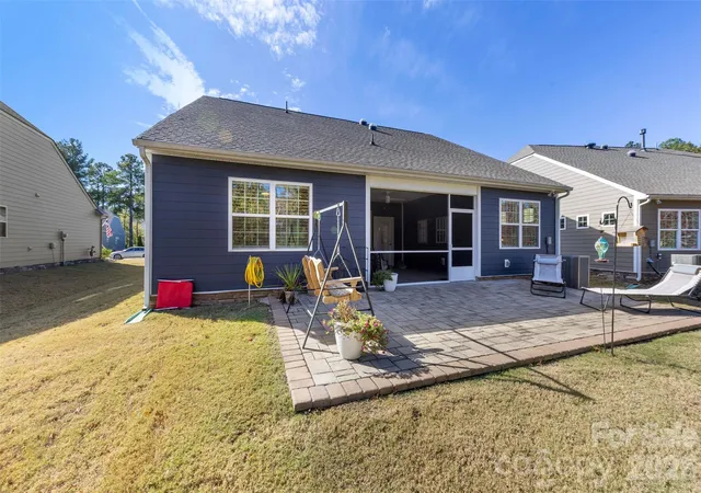 Photo 39 of Single family home for sale at 129 Picasso Trl, Mount Holly, NC 28120 | MLS# 4321149 | Listing updated on 2026-10-08