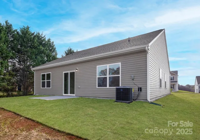 Photo 2 of Single family home for sale at 3459 Robindale Dr, Winston Salem, NC 27107 | MLS# 4321282 | Listing updated on 2026-10-17