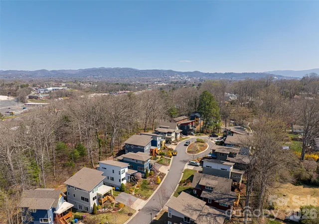 48th image of 27 Mauricet Ln, Asheville, NC 28806 | MLS# 4321609
