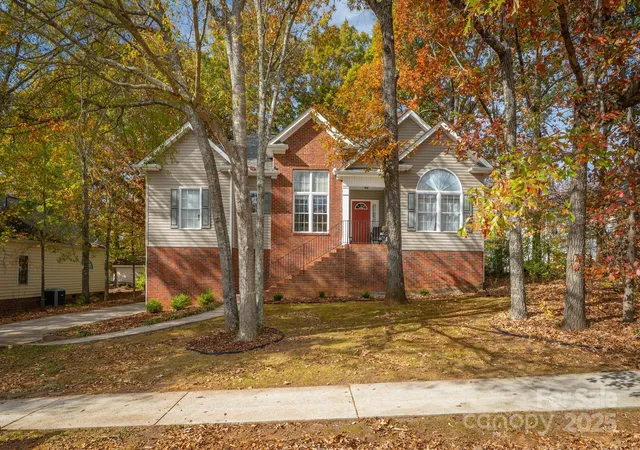 3rd image of 2227 Keswick Ln, Rock Hill, SC 29732 | MLS# 4321718