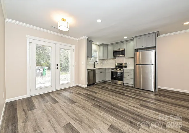 Photo 4 of Single family home for sale at 3133 Amay James Ave, Charlotte, NC 28208 | MLS# 4321740 | Listing updated on 2026-06-02
