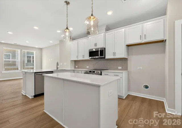 3rd image of 1539 Lithium Ln, Charlotte, NC 28211 | MLS# 4321957