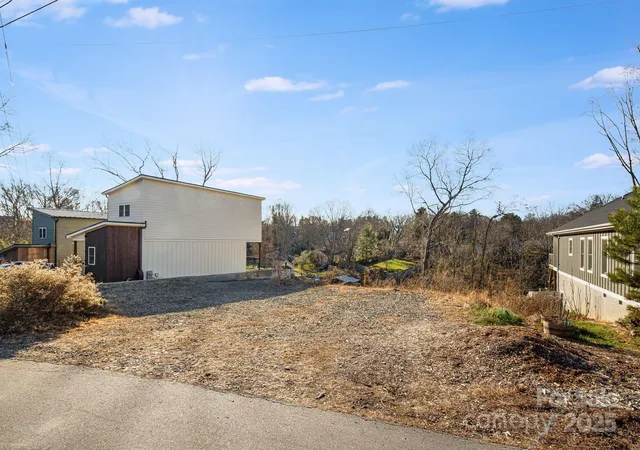 5th image of 101 Arline Henry Way, Asheville, NC 28806 | MLS# 4321984