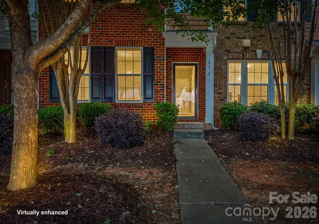 2nd image of 18478 W Catawba Ave, Cornelius, NC 28031 | MLS# 4322308