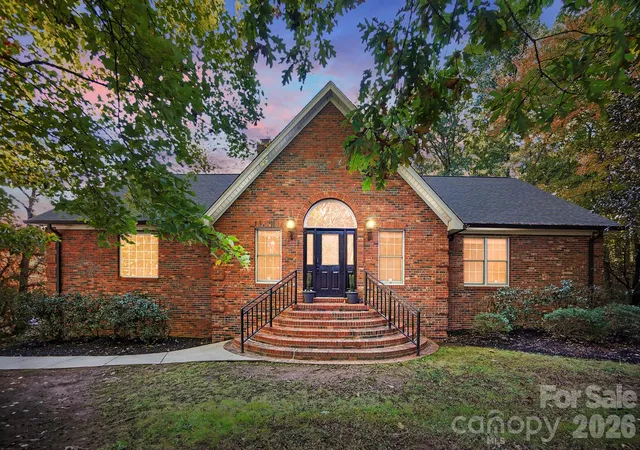 Photo 1 of Sale Pending at 3475 Pikeview Rd, Fort Mill, SC 29715 | MLS# 4322314 | Listing updated on 2026-09-16