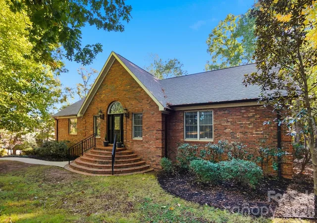 Photo 2 of Sale Pending at 3475 Pikeview Rd, Fort Mill, SC 29715 | MLS# 4322314 | Listing updated on 2026-09-16