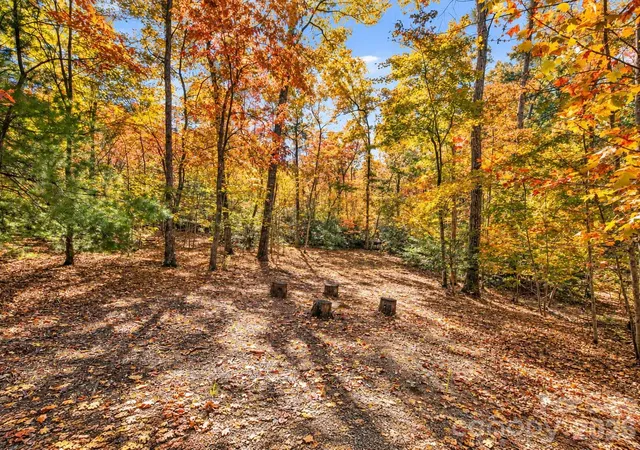 Photo 41 of Single family home for sale at 240 Ravenswood Dr, Marion, NC 28752 | MLS# 4322365 | Listing updated on 2026-10-26