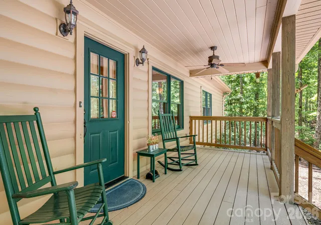 Photo 5 of Single family home for sale at 240 Ravenswood Dr, Marion, NC 28752 | MLS# 4322365 | Listing updated on 2026-08-30