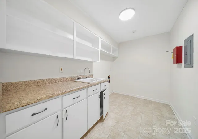 48th image of 1015 Elizabeth Dr, Dallas, NC 28034 | MLS# 4322424