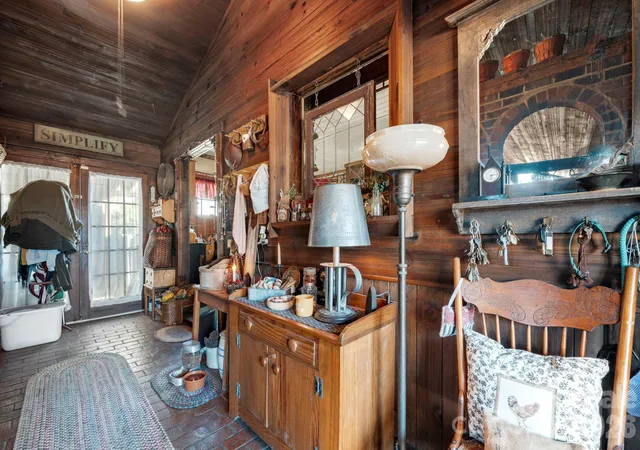 Photo 4 of Single family home for sale at 901 Union St, Maiden, NC 28650 | MLS# 4322625 | Listing updated on 2026-09-30