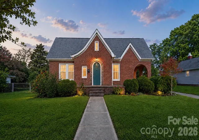 Photo 1 of Single family home for sale at 552 Hyde Park Dr Ne, Concord, NC 28025 | MLS# 4322941 | Listing updated on 2026-08-31