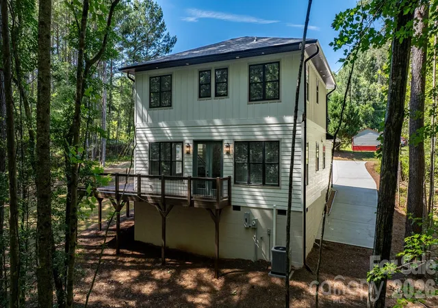 Homes for sale in Granite Falls, NC | 5163 Hurricane Hill Rd, Granite Falls, NC 28630 | MLS# 4322943