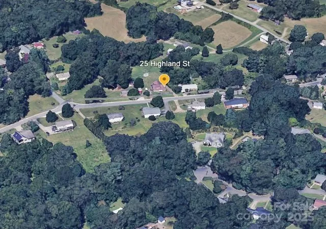 20th image of 25 Highland St, Weaverville, NC 28787 | MLS# 4322994