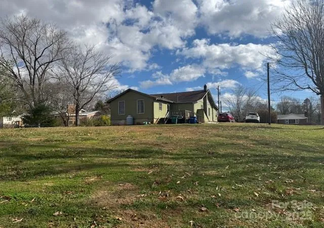 1st image of 25 Highland St, Weaverville, NC 28787 | MLS# 4322994
