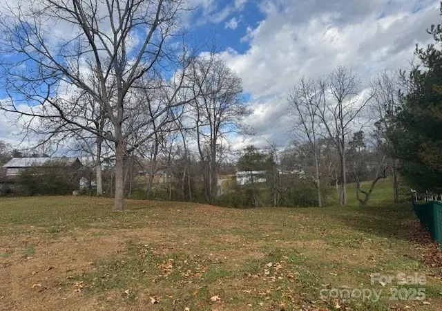 5th image of 25 Highland St, Weaverville, NC 28787 | MLS# 4322994