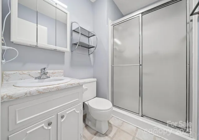 2nd image of 27 Capri Ln, Hendersonville, NC 28791