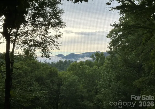 Photo 4 of Single family home for sale at 126 Mossycup Ct, Tuckasegee, NC 28783 | MLS# 4324867 | Listing updated on 2026-05-15