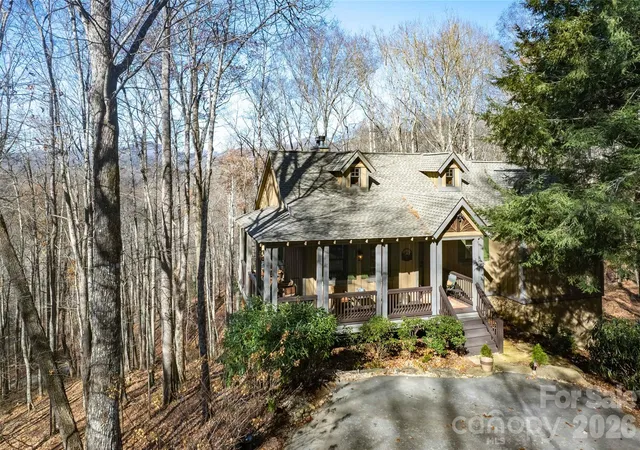 Photo 5 of Single family home for sale at 126 Mossycup Ct, Tuckasegee, NC 28783 | MLS# 4324867 | Listing updated on 2026-05-15