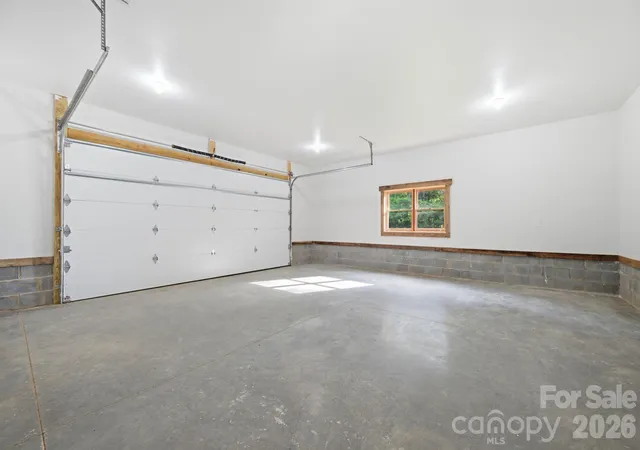 Photo 4 of Single family home for sale at 486 Hunter Lysik Way, Laurel Springs, NC 28644 | MLS# 4325096 | Listing updated on 2026-08-06
