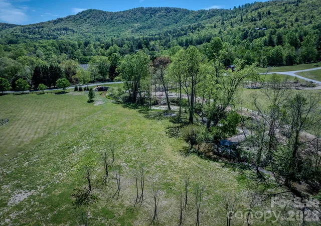 2nd image of 00 Walnut Valley Ln #5, Hendersonville, NC 28739 | MLS# 4325554