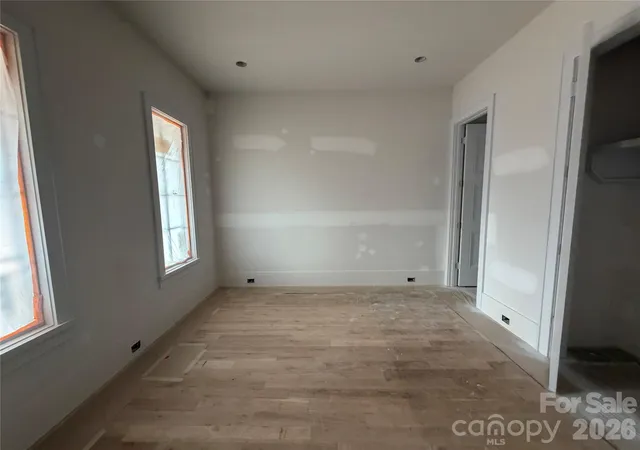 Photo 3 of Single family home for sale at 4201 Commonwealth Ave, Charlotte, NC 28205 | MLS# 4325562 | Listing updated on 2026-08-28