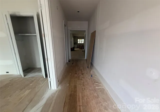 Photo 3 of Single family home for sale at 4201 Commonwealth Ave, Charlotte, NC 28205 | MLS# 4325562 | Listing updated on 2026-08-28