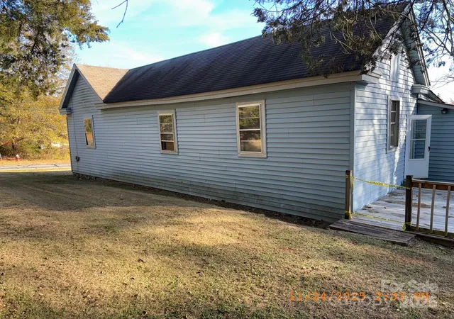 Homes for sale in Rockingham, NC | 1217 Roberdell Rd, Rockingham, NC 28379 | MLS# 4325592