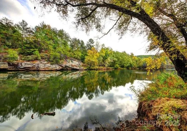 5th image of 2086 Paddock Cir, Morganton, NC 28655 | MLS# 4325659