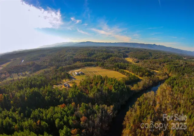 9th image of 2086 Paddock Cir, Morganton, NC 28655 | MLS# 4325659