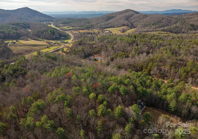 Homes for sale in Lenoir, NC | 3129 Mountain Laurel Dr, Lenoir, NC 28645 | MLS# 4325779
