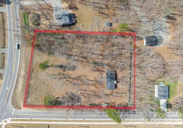 2nd image of 9121 Hutchinson Ln, Charlotte, NC 28216 | MLS# 4326267