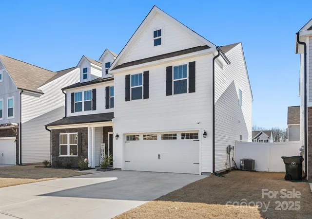 Homes for sale in York, SC | 838 Foxglove Ln, York, SC 29745 | MLS# 4326307