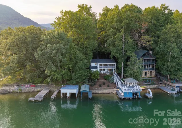 Photo 4 of Single family home for sale at 183 Blarney Rd, Lake Lure, NC 28746 | MLS# 4326369 | Listing updated on 2026-09-07