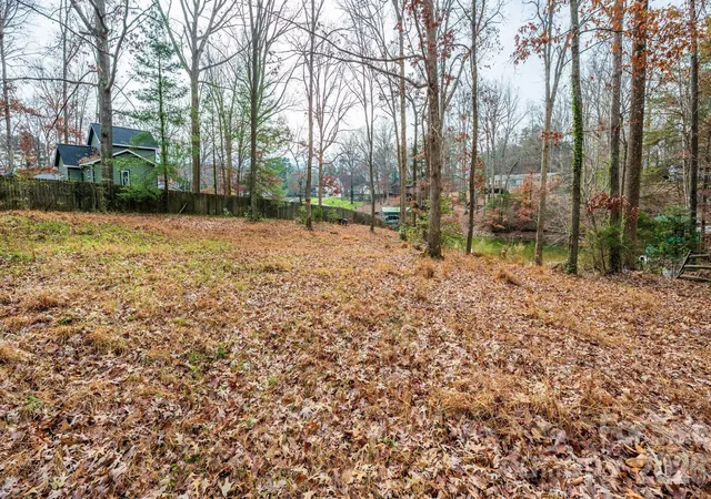 5th image of 8237 Lymnos Ln, Sherrills Ford, NC 28673 | MLS# 4326613