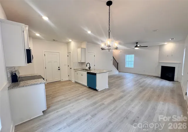 Photo 3 of Single family home for sale at 720 Inwood Hl Dr #9, Gastonia, NC 28056 | MLS# 4327035 | Listing updated on 2026-09-20