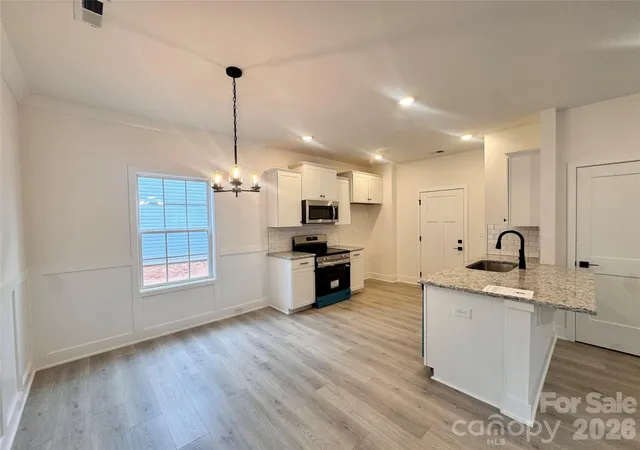 Photo 4 of Single family home for sale at 720 Inwood Hl Dr #9, Gastonia, NC 28056 | MLS# 4327035 | Listing updated on 2026-09-20