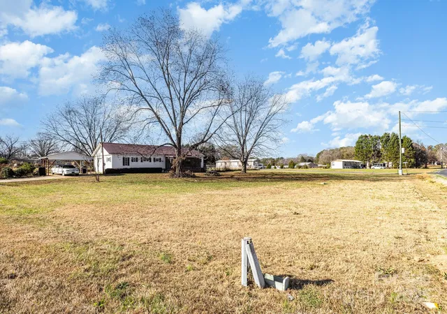Homes for sale in York, SC | 610 Osteen Rd, York, SC 29745 | MLS# 4327267