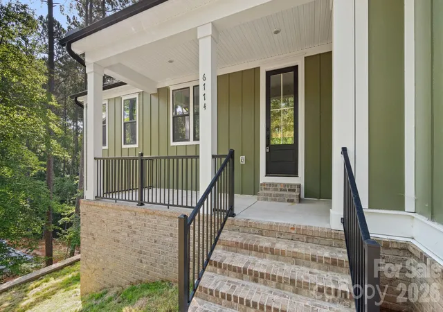 Photo 3 of Single family home for sale at 6774 Kingfisher Ct, Denver, NC 28037 | MLS# 4327366 | Listing updated on 2026-10-09
