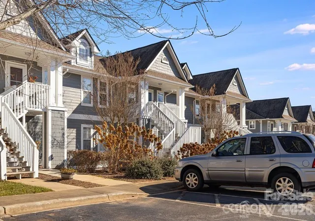 3rd image of 2904 Sagamore Ln, Asheville, NC 28806 | MLS# 4327519