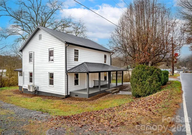 Photo 1 of Multi family home for sale at 576 Pickens Hwy, Rosman, NC 28722 | MLS# 4327921 | Listing updated on 2026-08-25