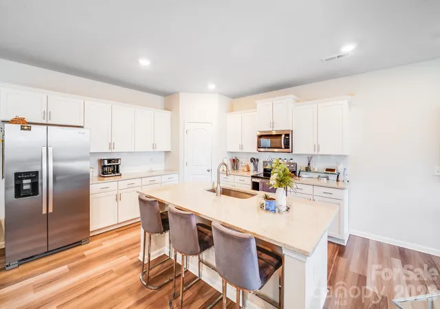 Photo 3 of Townhouse for sale at 418 Kenwood View, Indian Trail, NC 28079 | MLS# 4328034 | Listing updated on 2026-08-28