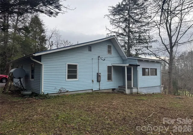 Photo 3 of Single family home for sale at 201 Tinsley Rd, Brevard, NC 28712 | MLS# 4328409 | Listing updated on 2026-10-01