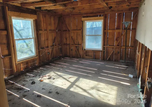 5th image of 28 Pearl St, Black Mountain, NC 28711 | MLS# 4328633