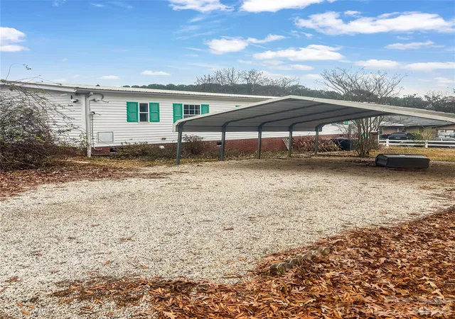 Homes for sale in Mount Gilead, NC | 205 W Haywood Ln, Mount Gilead, NC 27306 | MLS# 4328802