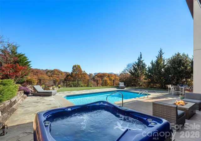 3rd image of 46 Park Ave N, Asheville, NC 28801 | MLS# 4329006