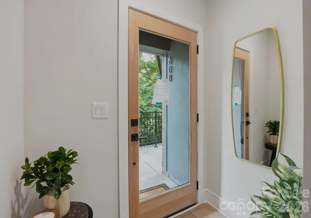 Photo 3 of Townhouse for sale at 614 E 16th Street, Charlotte, NC 28206 | MLS# 4329078 | Listing updated on 2026-07-29