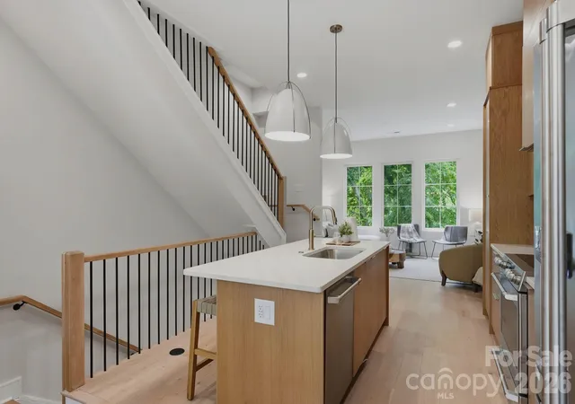 Photo 3 of Townhouse for sale at 616 E 16th Street, Charlotte, NC 28206 | MLS# 4329079 | Listing updated on 2026-07-29