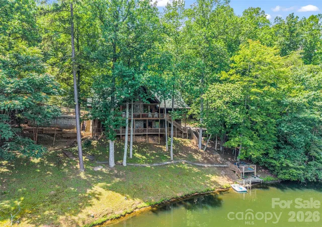 3rd image of 446 Rainbow Cir, Lake Lure, NC 28746 | MLS# 4329163
