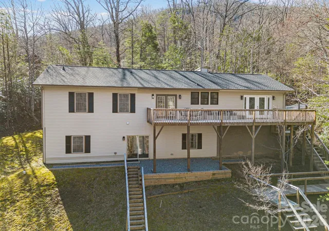 3rd image of 137 Weaver Ct, Lake Lure, NC 28746 | MLS# 4329197
